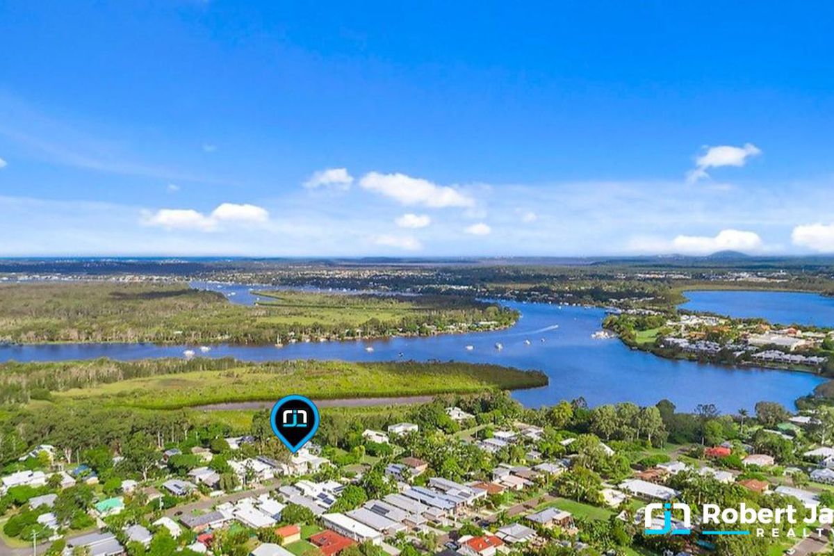 25 Myles Street, Tewantin