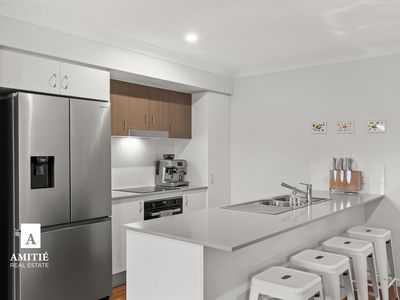 16 / 100 Stodart Terrace, Mango Hill