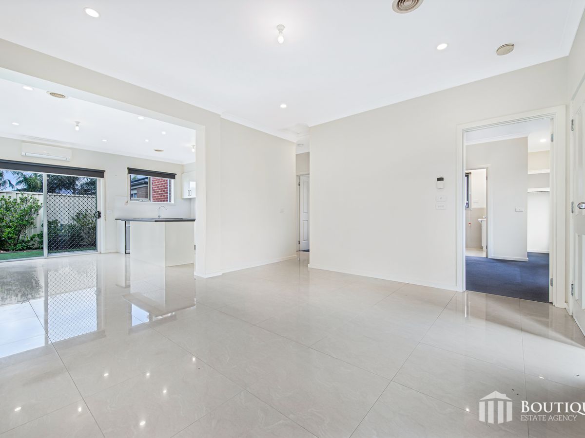 21 Mauve Street, Pakenham
