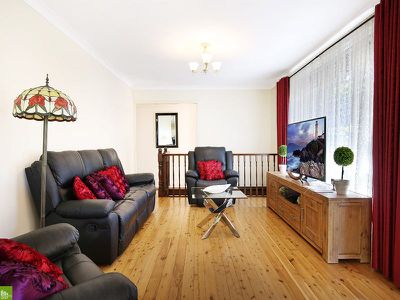 93 Koloona Avenue, Mount Keira