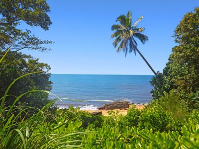 4 Elizabeth Street, Flying Fish Point
