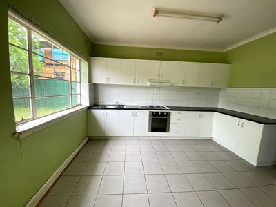 4 Colin Street, Sunshine