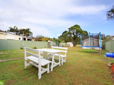 214 Lakeview Pde, Primbee