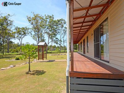 12 OAKES DRIVE, Burrum Heads