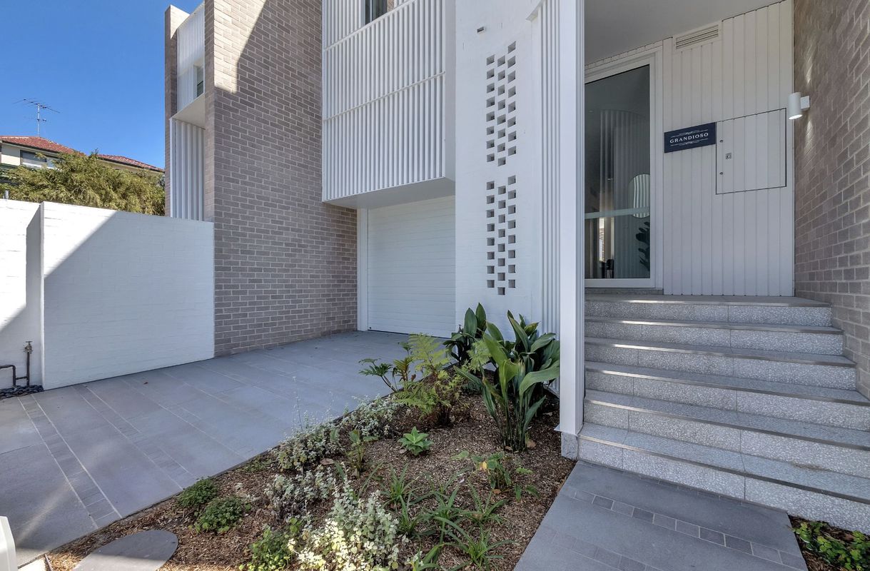 8 Fennelly Street, Randwick