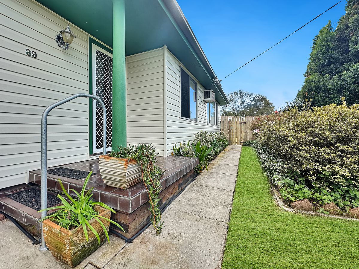 39 Clemenceau Crescent, Tanilba Bay, Tanilba Bay - Thumbnail 2