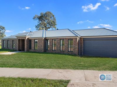 7 Maple Tree Boulevard, Mansfield