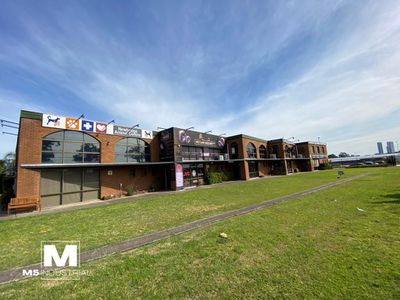 8 / 1 Field Close, Moorebank