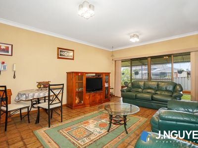 7 Brunswick Crescent, St Johns Park