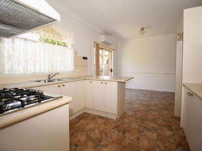 4 / 67 Rocket Street, Bathurst