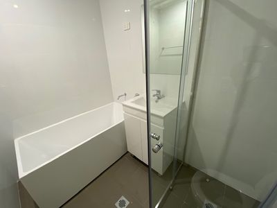 8 / 81-83 Clyde Street, Guildford