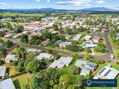 3 Downing Street, Malanda