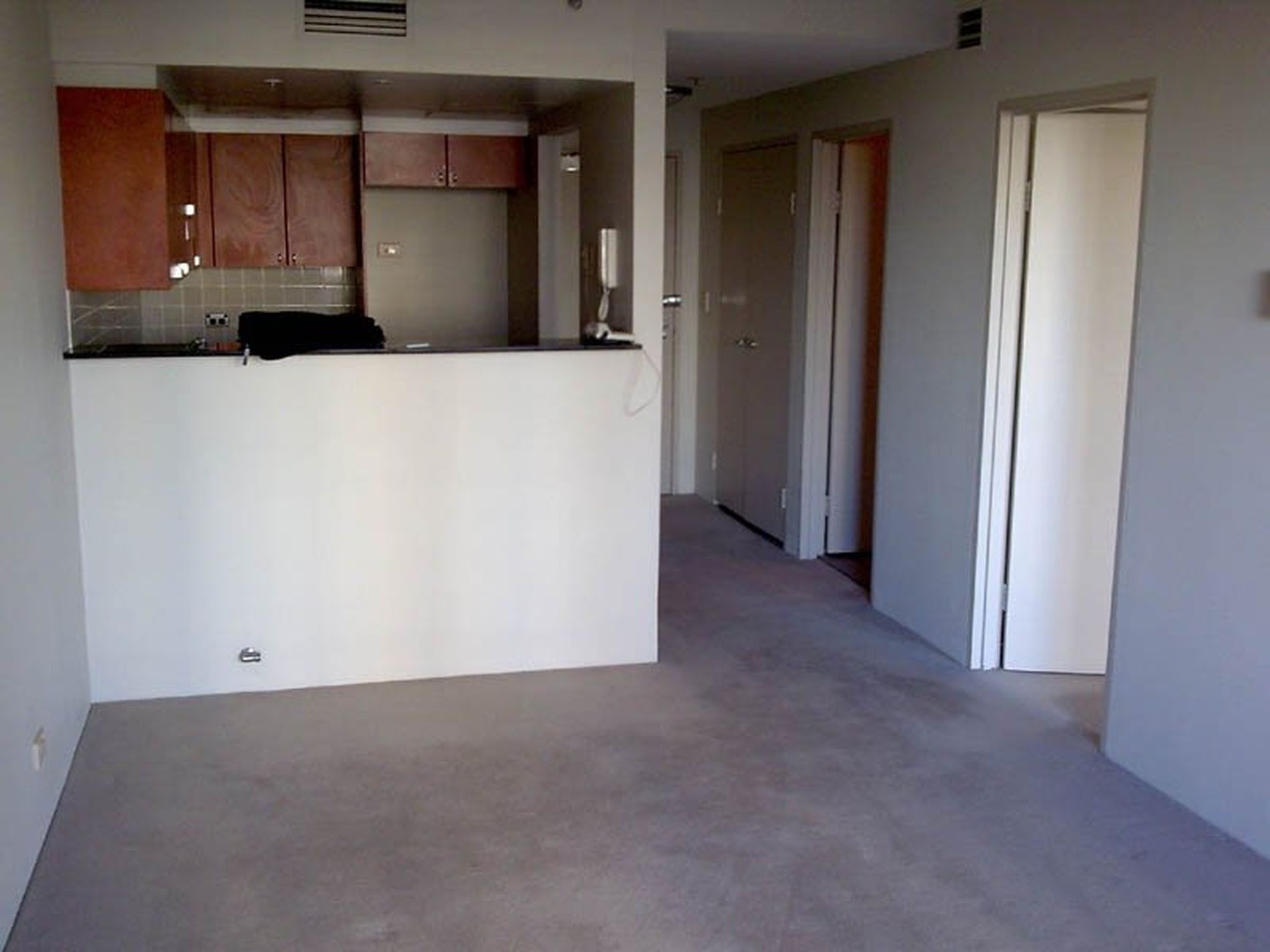 2002 / 1 Hosking Place, Sydney