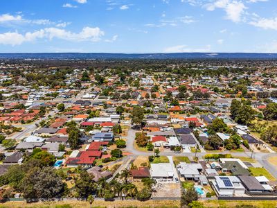 8 Parklands Square, Riverton