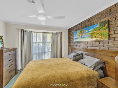 2 Norwood Court, Cranbourne