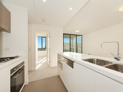 C708 / 28 Rothschild Ave, Rosebery