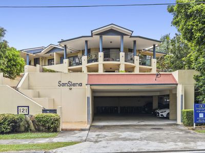 7 / 121 Sir Fred Schonell Dr, St Lucia