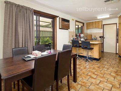 2 / 7 BURNS COURT, Wodonga