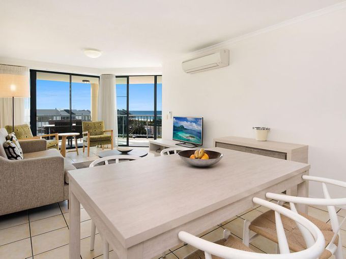 404 / 98 Alexandra Parade, Alexandra Headland