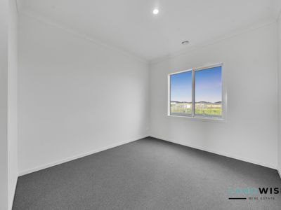 7 Hoist Drive, Tarneit