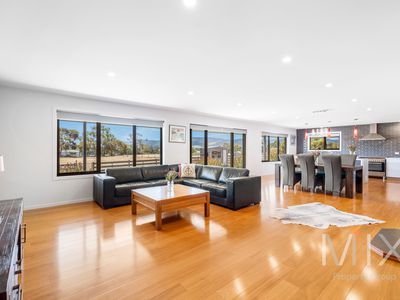 99 Bakers Road, Penna