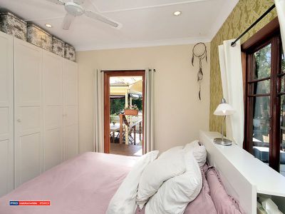 10 Queen Street, Blackstone