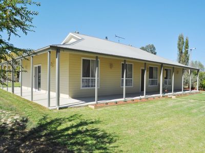 11283 Albury Street, Holbrook