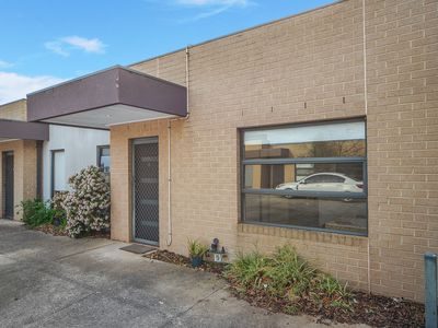 9 / 25 Deutgam Street, Werribee