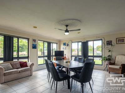 423 Grey Street, Glen Innes