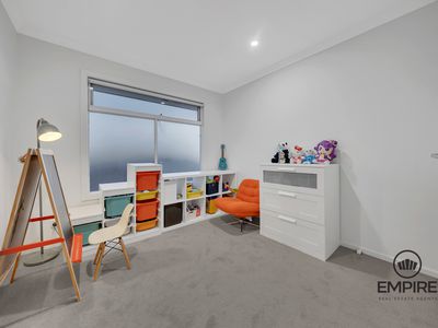 12 Portobello Boulevard, Clyde North