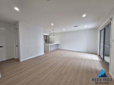 1 / 27 Crestwood Road, Thornton