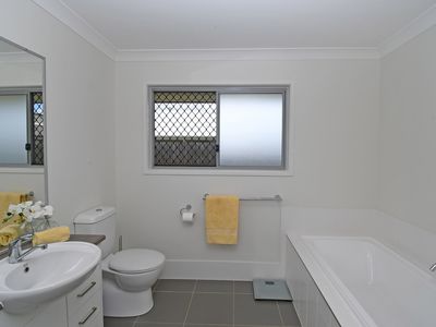 14 Atherton Rd , Urraween