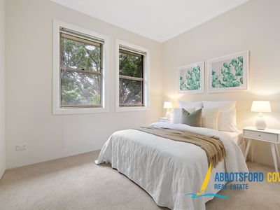 23 / 3a Blackwall Point Road, Abbotsford