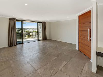 14 / 50 Seaside Boulevard, Marcoola