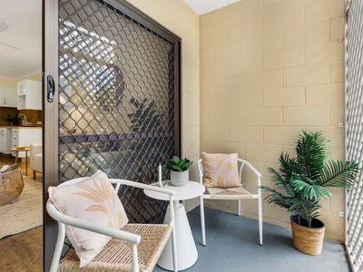 18 / 439-443 Severin Street, Manunda