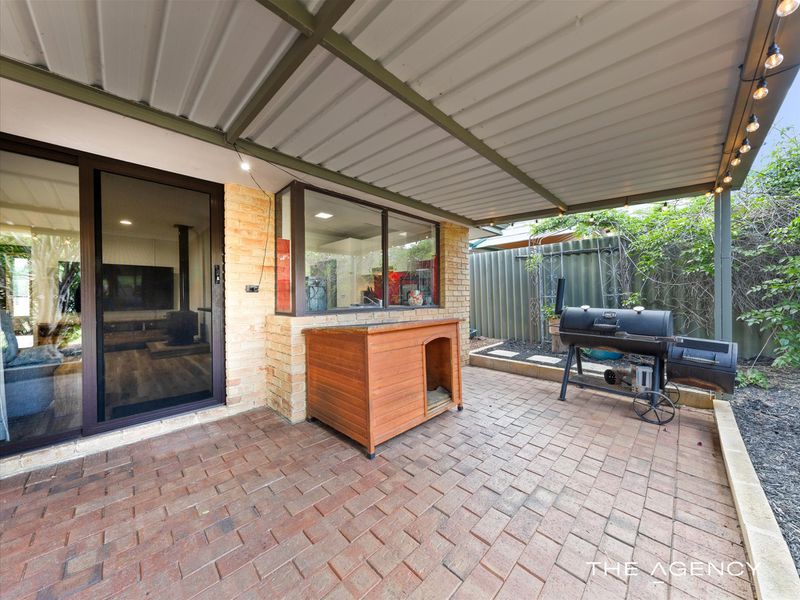 2 Little Rush Close, South Lake