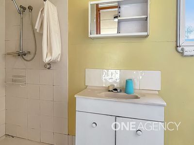 3 / 5 Fegen Street, Huskisson