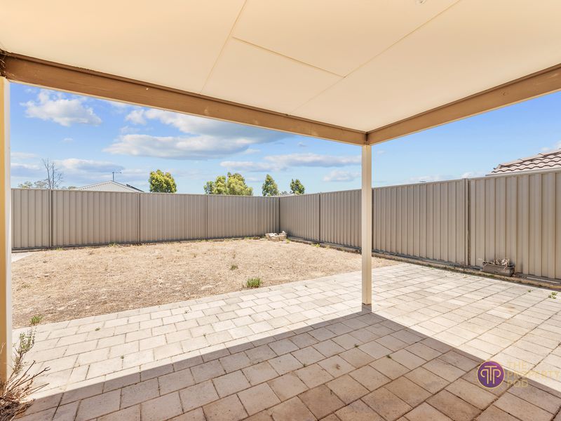 5 Balliol Court, Piara Waters