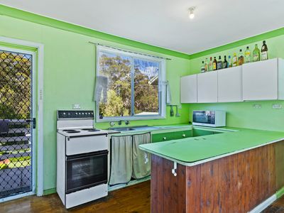 38 Curlew Avenue, Hawks Nest