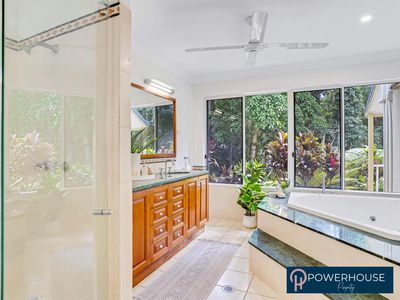277-279 Toogood Rd, Bayview Heights