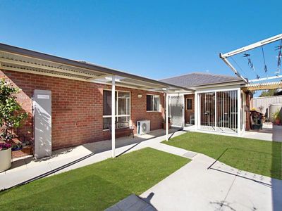 44 Macdougall Road, Golden Square