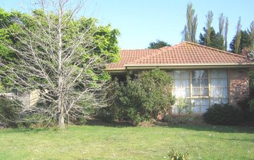 11 Sylvia Road, Beaconsfield