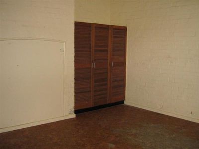 3 / 122  Charlotte , Cooktown