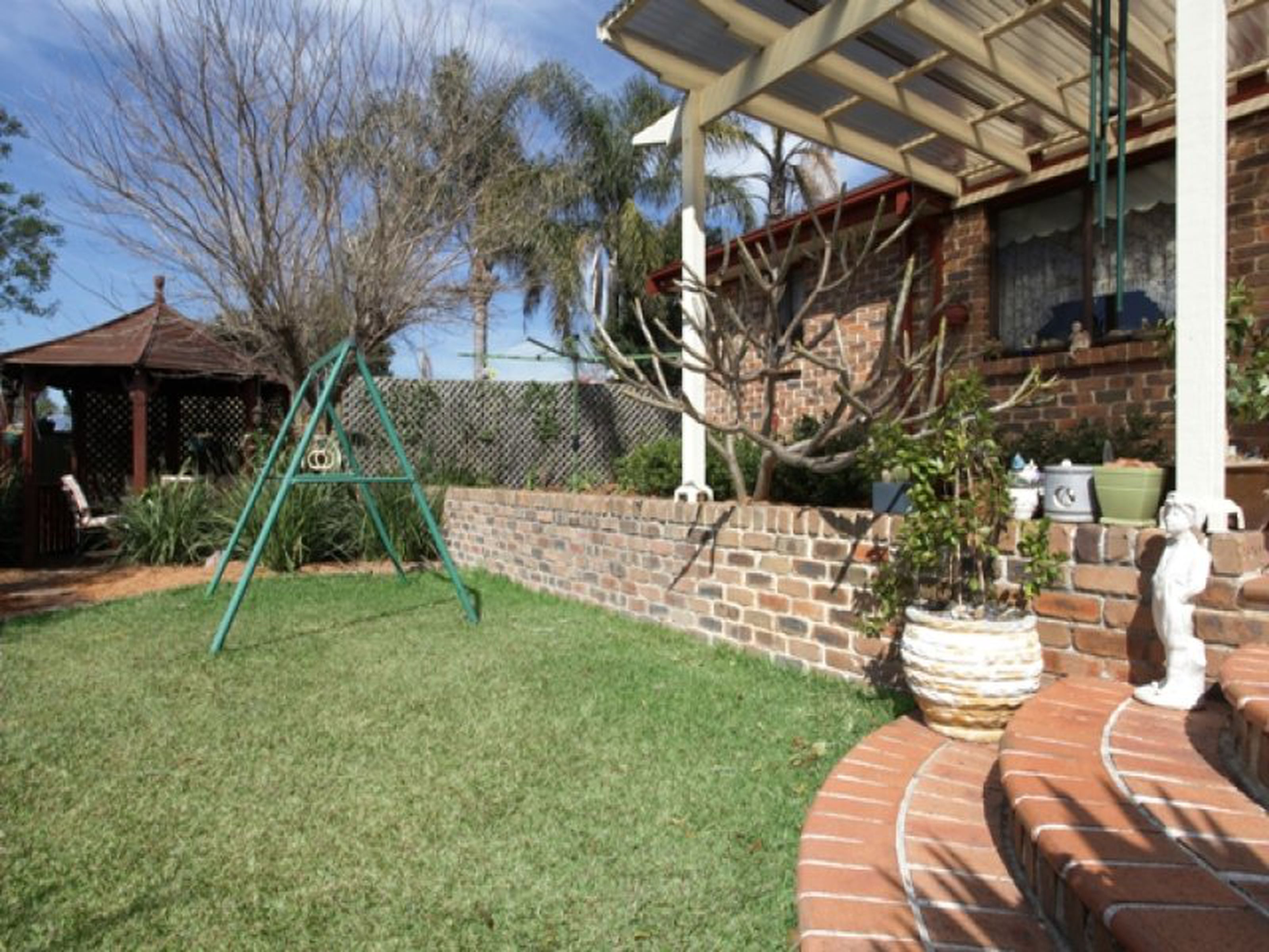 6 Lavender Close, GLENMORE PARK