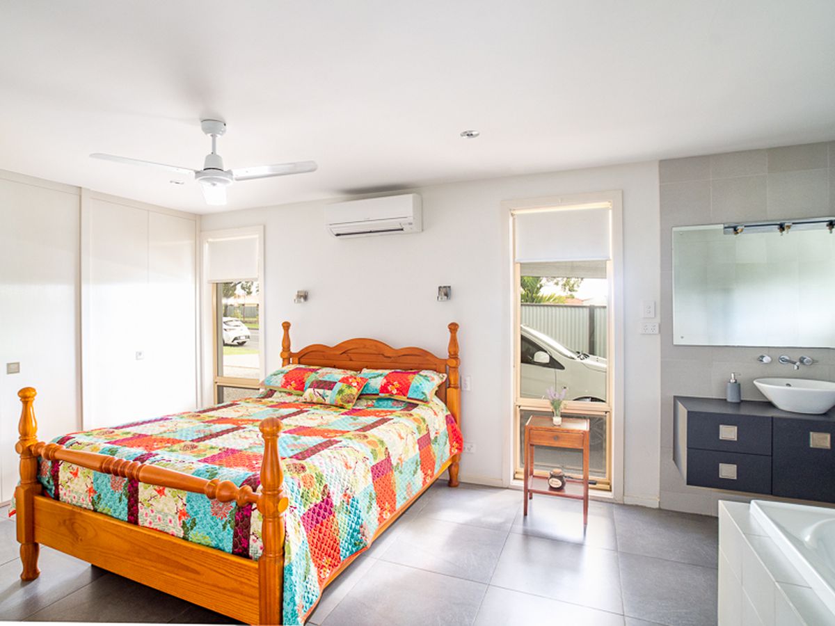 679 Boat Harbour Drive, Urangan