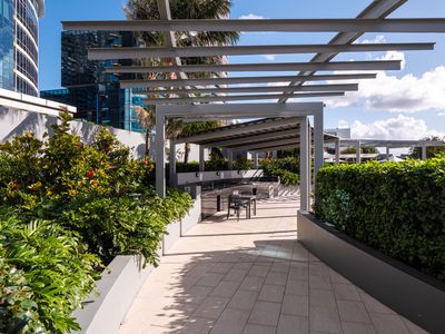 1363 / 56 Scarborough Street, Southport