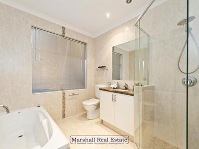 4 Latifa Close, Ocean Reef