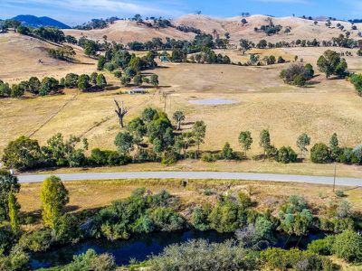 205 Piries-Goughs Bay Road, Piries