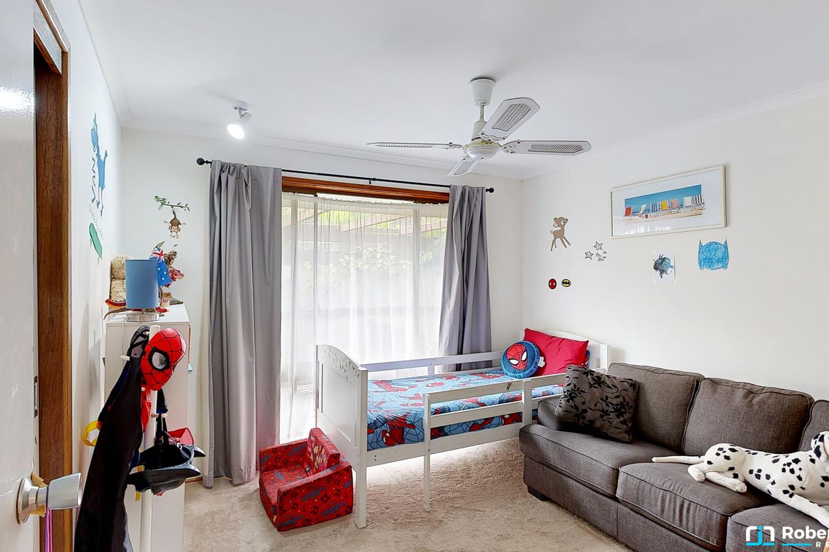 11 Pine Avenue, Tewantin