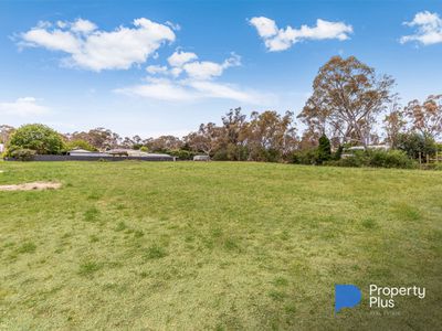 5-13 Warren Street, Harcourt